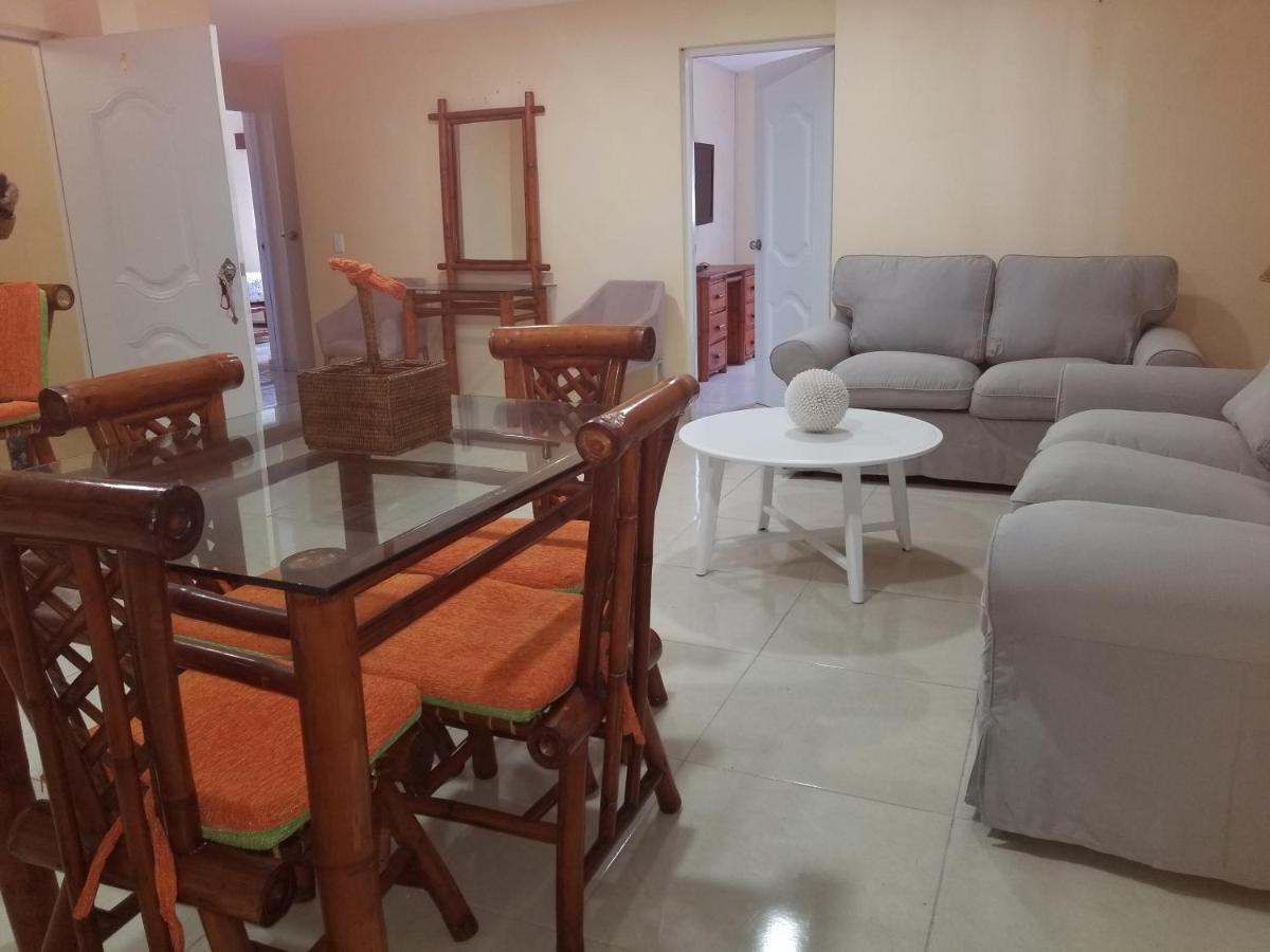 Apartamentos Roman サントドミンゴ エクステリア 写真